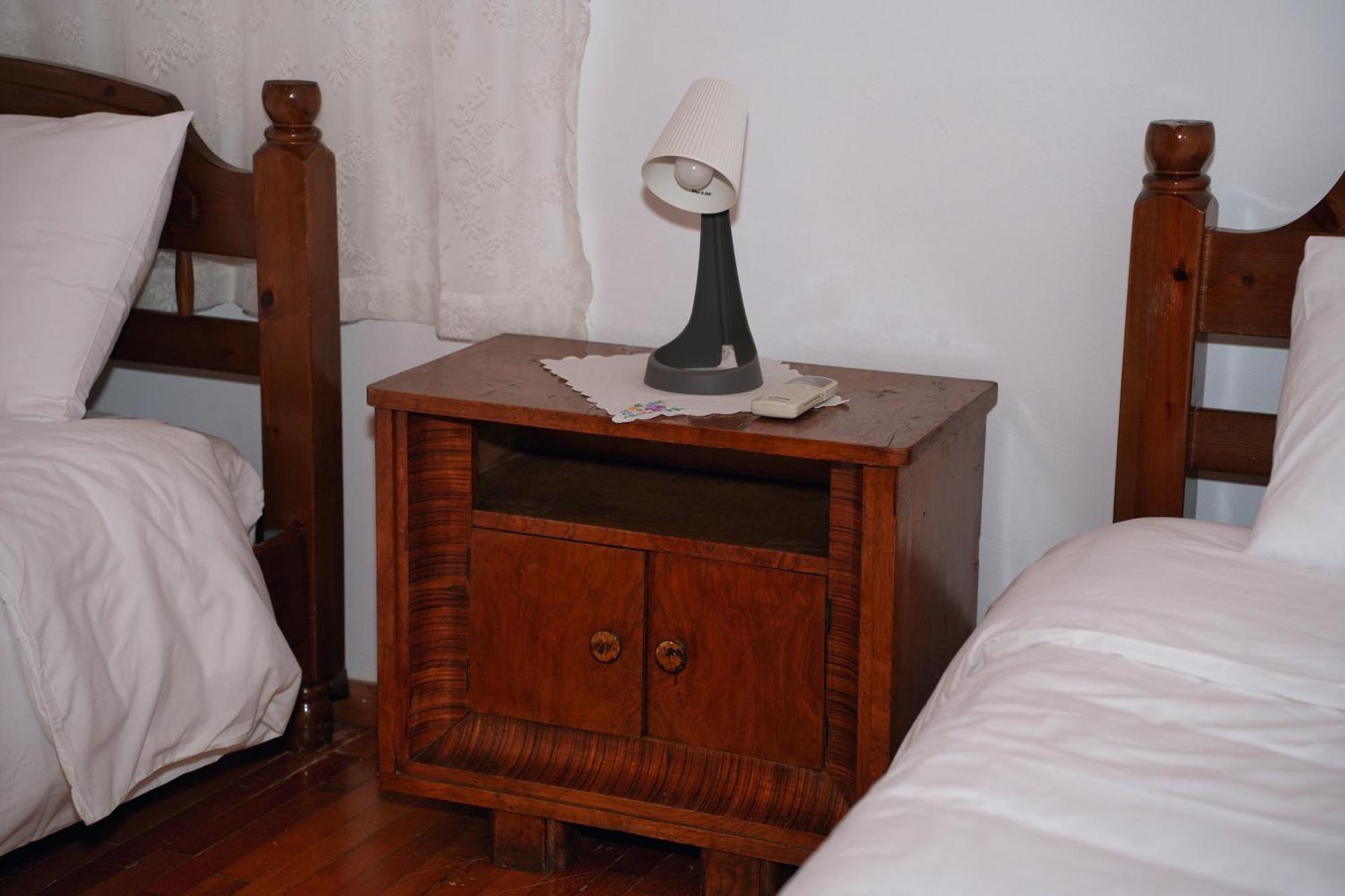 Emblematic House Apartment 2 Gjirokaster Bagian luar foto